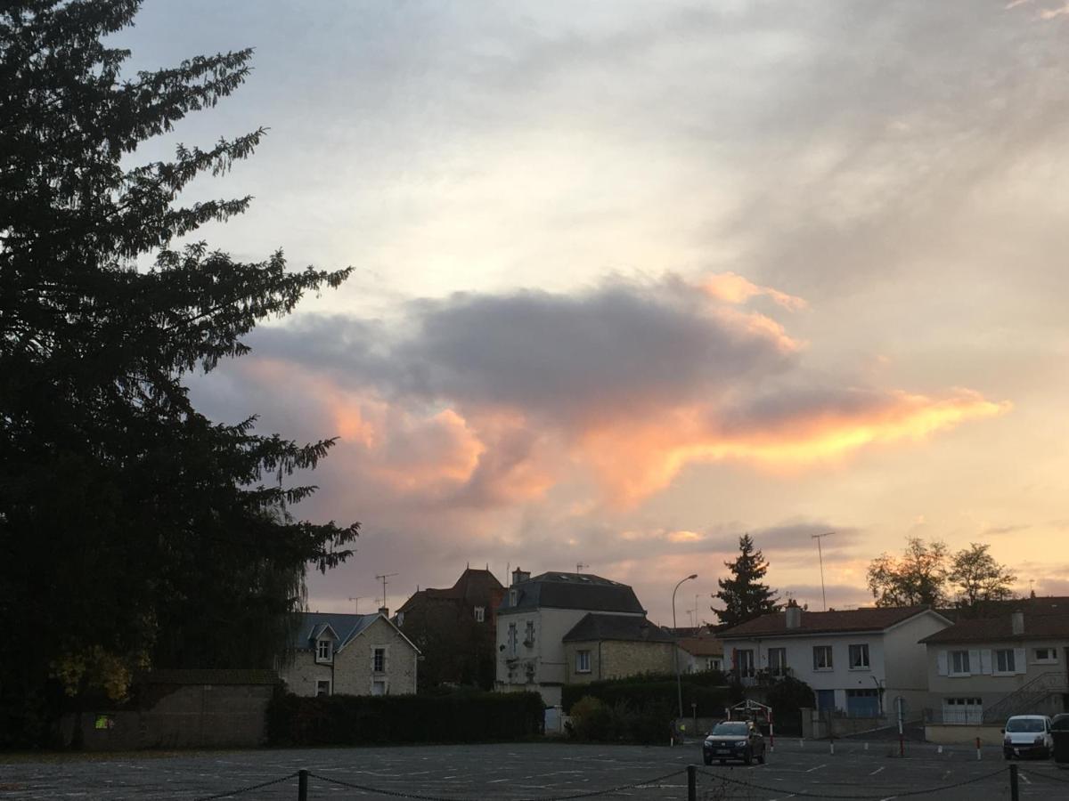 مبيت وإفطار Civray  Chezlola المظهر الخارجي الصورة